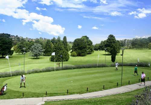 Plano de los 18 hoyos del club de golf